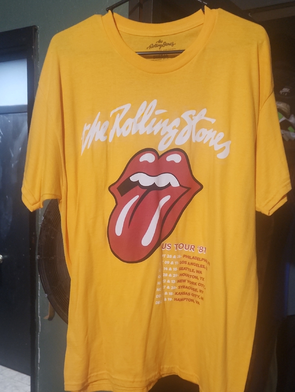 Rolling Stone Shirt Size Large Yellow